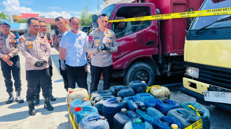 Polresta Balikpapan Bongkar Penimbunan BBM, 6 Tersangka Ditangkap
