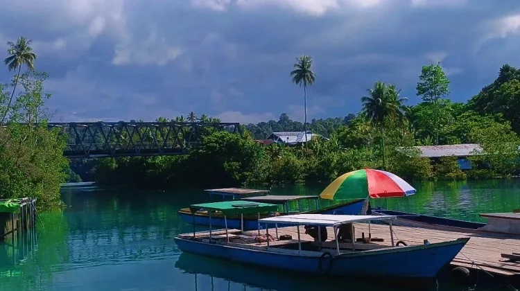 Labuan Cermin, Keajaiban Danau Dua Rasa di Kalimantan Timur