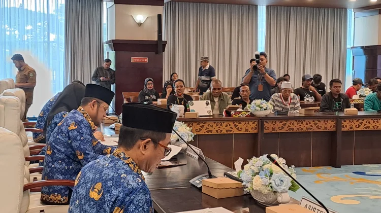 Rudy Mas’ud Janji Evaluasi Izin dan Bentuk Tim Tangani Konflik HGU di Kaltim