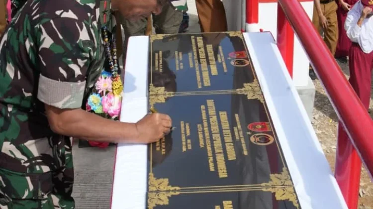 Danrem 091 ASN Resmikan Delapan Jembatan Beton Garuda