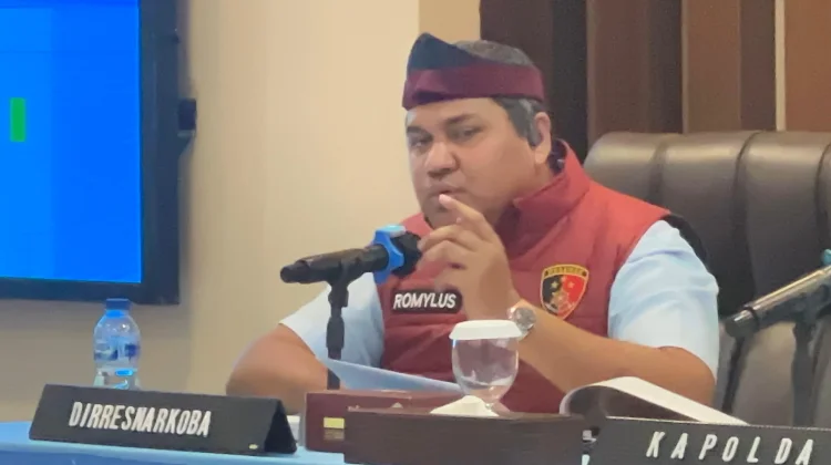 Polda Kaltim Ringkus WNA Belanda Selundup Ribuan Ekstasi Dari Jerman