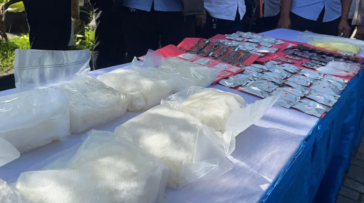 Polda Kaltim Perdana Musnahkan Belasan Kilo Narkoba Pakai Mobil Insenirator
