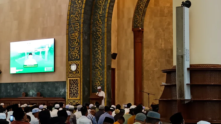 Salat Id di Al-Faruq, Bupati Kutim Ajak Warga Kurban di Hari Tasyrik