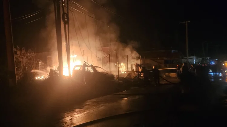 Kebakaran Hebat Landa Desa Karyabhakti Muara Wahau, Satu Rumah Ludes