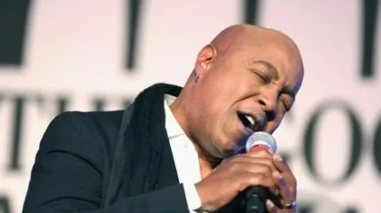 Penyanyi Legendaris R&B Peabo Bryson Meninggal Dunia
