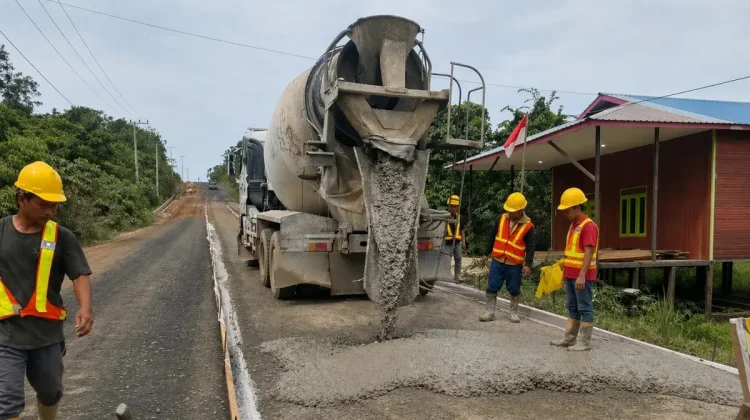 Halo RRI: Warga Kubar Minta Pungli Segera Ditertibkan
