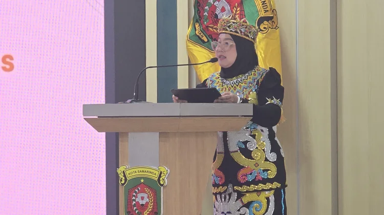 Sapa KB Pangkas Birokrasi, Warga Kini Bisa Konsultasi lewat Hotline