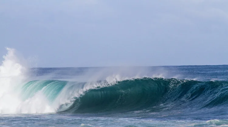 Pasca Tsunami Dampak Gempa Filipina, BMKG Ingatkan Potensi Ancaman di Pantai Timur