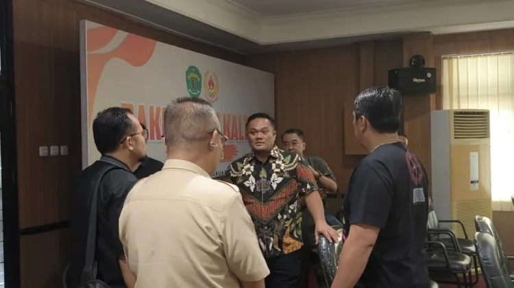 Anderiy Syachrum Tinjau Kantor KONI Kaltim