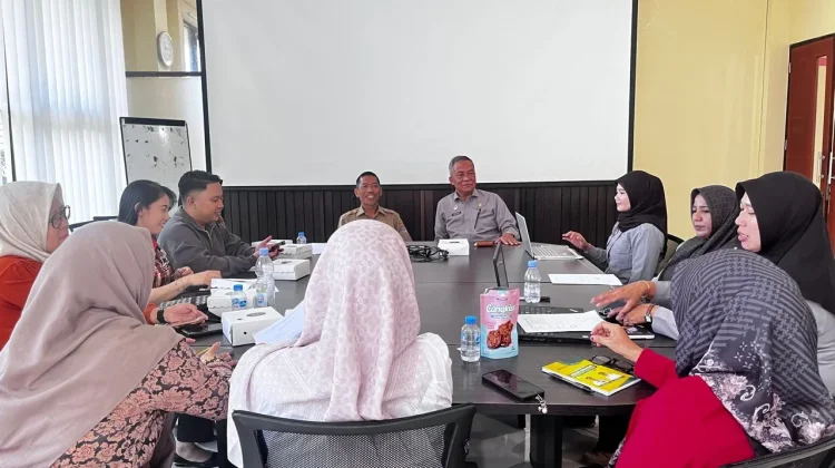 Kanwil Kemenkum Kaltim Serahkan Sertifikat Merek Kolektif untuk UMKM Tarakan