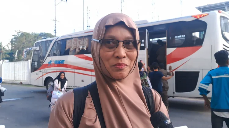 Jemaah Haji Kloter BPN 4 Tiba di Samarinda, Sempat Tertunda Pesawat 1,5 Jam