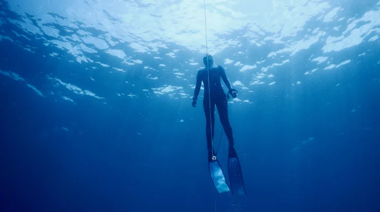 Menepis Ketakutan Pemula di Dunia Freediving