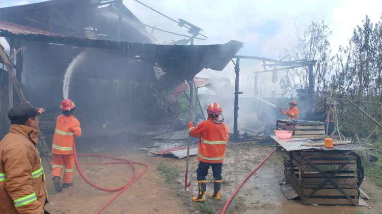 Korsleting Listrik Picu Kebakaran di Giripurwa, Satu Warga Alami Luka Bakar