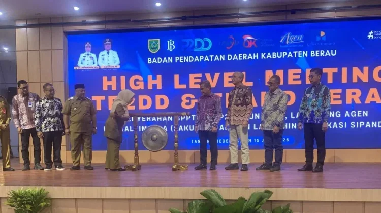 Bupati Berau Ajak Warga Taat Bayar Pajak
