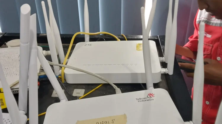 Fiber Optik Teknologi Transmisi data Pemanfaatkan Cahaya