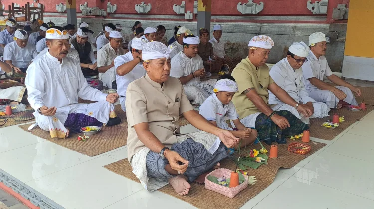 PHDI Kaltim Ajak Umat Hindu Jadikan Galungan Momentum Introspeksi Diri