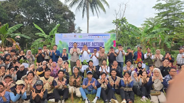 Menanam Hari Ini, Menjaga Masa Depan Kalimantan Timur