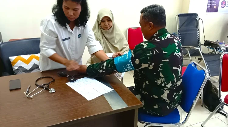TNI Dukung Donor Darah Peringati HANI 2026 Bersama BNNP Kaltim