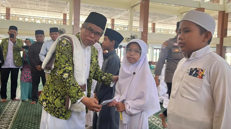 DMI Balikpapan Salurkan Santunan Kepada 300 Anak Yatim di Milad dan Muharram