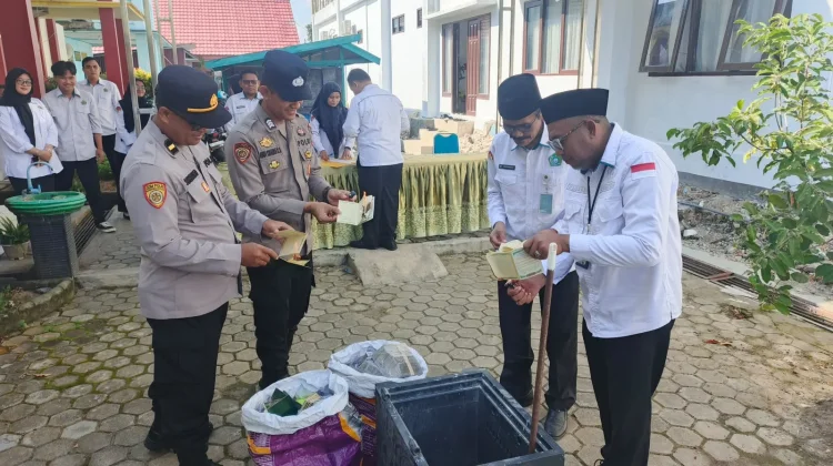 Ribuan Buku Nikah Tak Terpakai Dimusnahkan Kemenag Paser