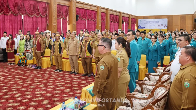Bupati Mahulu Lantik Pengurus PKK hingga DEKRANASDA