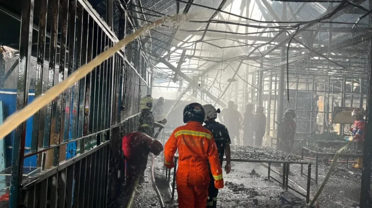 Warung Makan Bojonegoro di Samarinda Terbakar Diduga Akibat Gas Bocor
