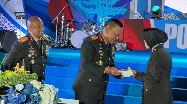 Gubernur Kaltim Apresiasi Polri, GuyonWaton Goyang Puncak Bhayangkara