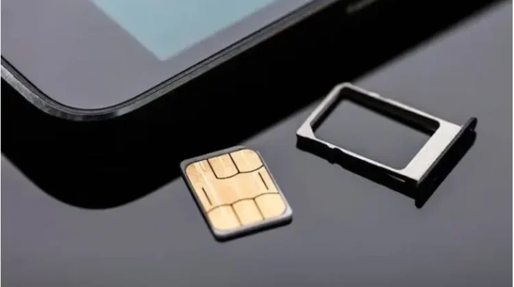 Kemkomdigi: Registrasi Kartu SIM Wajib Verifikasi Wajah Mulai 1 Juli 2026
