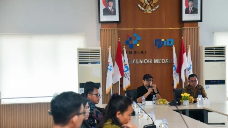 Kemkomdigi menargetkan kecepatan internet nasional 100 Mbps