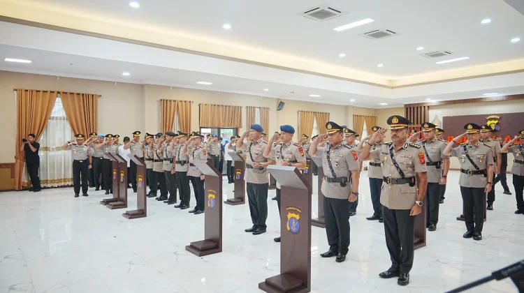 Mutasi Besar Polda Kaltim: Kombes Tedy Sopandi Resmi Jabat Kabid Humas