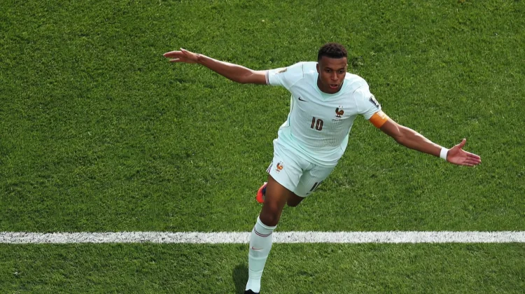 Mbappe Antar Prancis Singkirkan Maroko ke Semifinal Piala Dunia