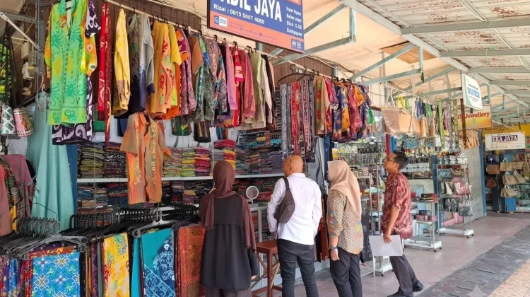 Jaga Hak Cipta dan UMKM Lokal, Kemenkum kaltim Intensifkan Pengawasan Barang Palsu