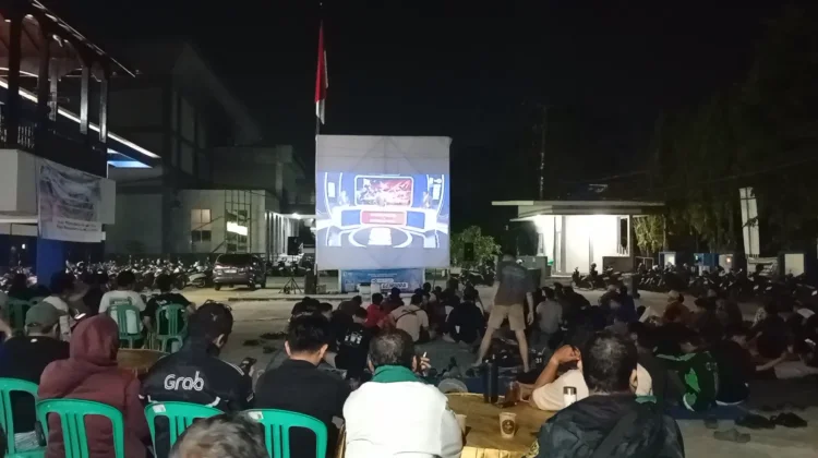 Ratusan Warga Samarinda Padati Halaman RRI, Antusias Nobar Semifinal Piala Dunia