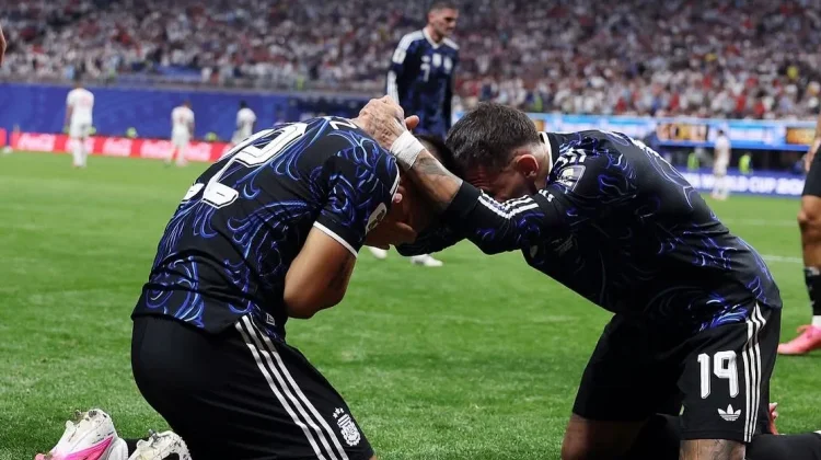 Bertahan Terlalu Dini, Inggris Dibalikkan Argentina di Menit Akhir