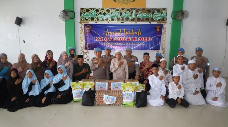 Propam Polri Salurkan Bantuan untuk Ponpes dan Korban Kebakaran PPU