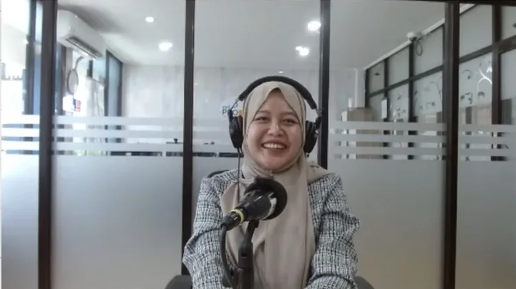 Dari Guru Les, Zahra Sukses Kembangkan Usaha Kue