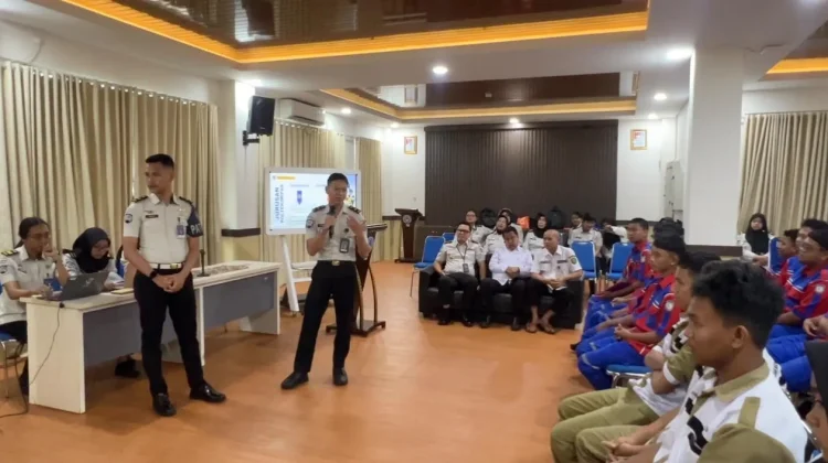 Sambut Hari Anak, Bapas Balikpapan Gelar Edukasi Hukum ke Ratusan Pelajar SMKN 1