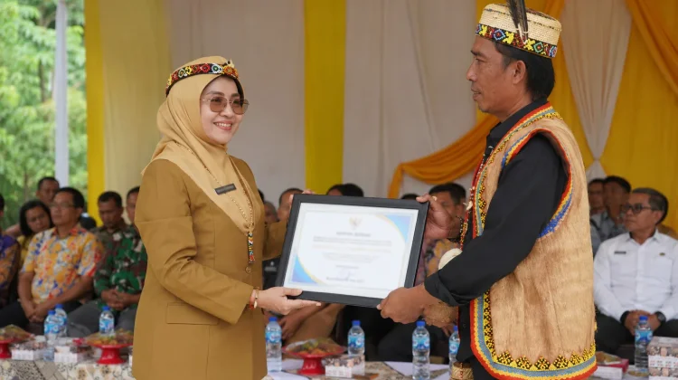 Kampung Inaran Jadi yang Pertama di Berau Deklarasikan STBM Lima Pilar
