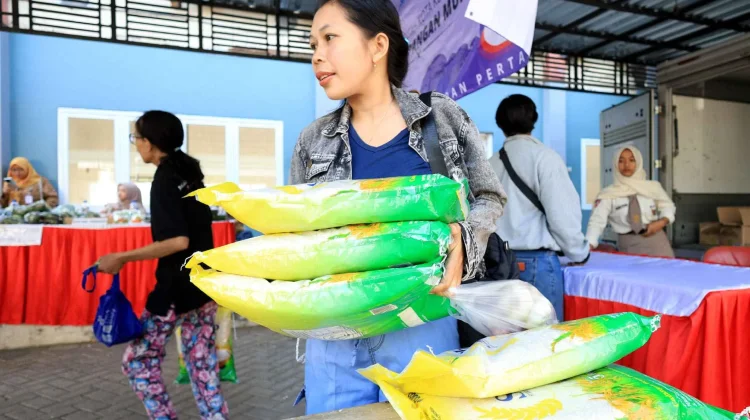 Penyaluran Beras SPHP Melonjak, Stabilkan Harga Pangan Nasional