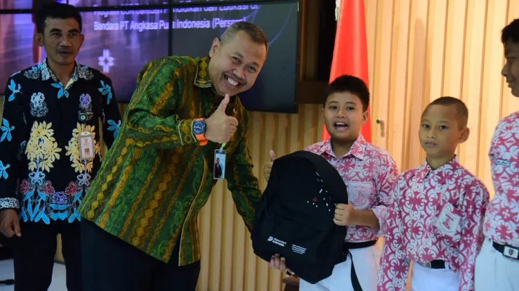 Peringati HAN 2026, Bandara SAMS Sepinggan Edukasi dan Bantu Anak