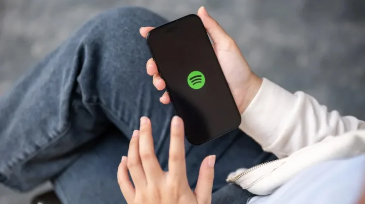 Spotify Perkuat Perlindungan Musisi di Era Kecerdasan Buatan