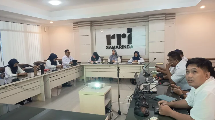 RRI Samarinda Mantapkan Persiapan Hadapi Monev Keterbukaan Informasi 2026