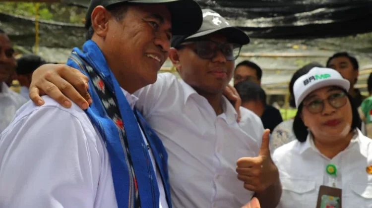 Mentan Amran Apresiasi Mahasiswa UNDIP Asal Alor yang Sampaikan Aspirasi Pangan