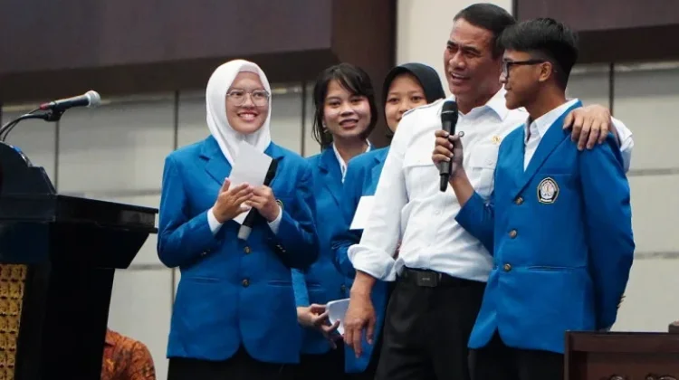 Mentan Amran Dorong Mahasiswa Jadi Pencipta Lapangan Kerja