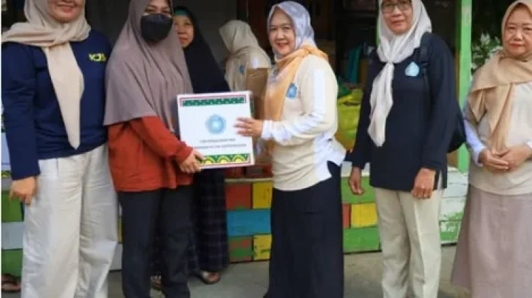 TP PKK Kukar Peduli Korban Kebakaran di Tenggarong