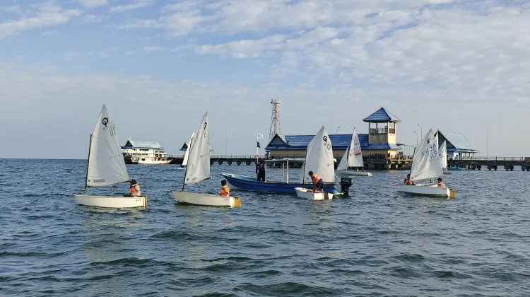 Tim Layar Kaltim Bidik Juara Umum Regatta Series Jakarta
