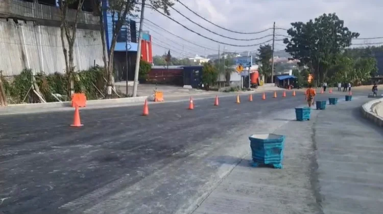 Wali Kota Balikpapan Resmi Membuka Kembali Jalan Syarifuddin Yoes