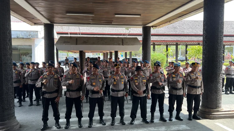 Bantu Atasi Karhutla di Kalbar, Polda Kaltim Lepas 190 Personel Brimob