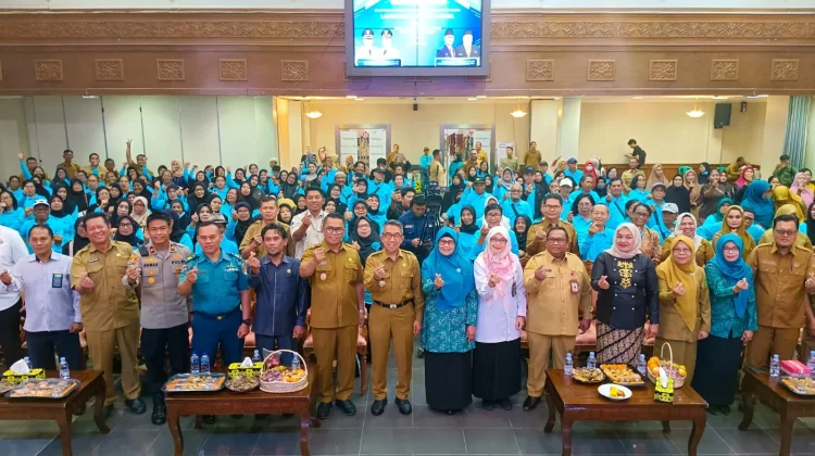 Sekolah Lansia Kutai Timur Tingkatkan Kualitas Hidup