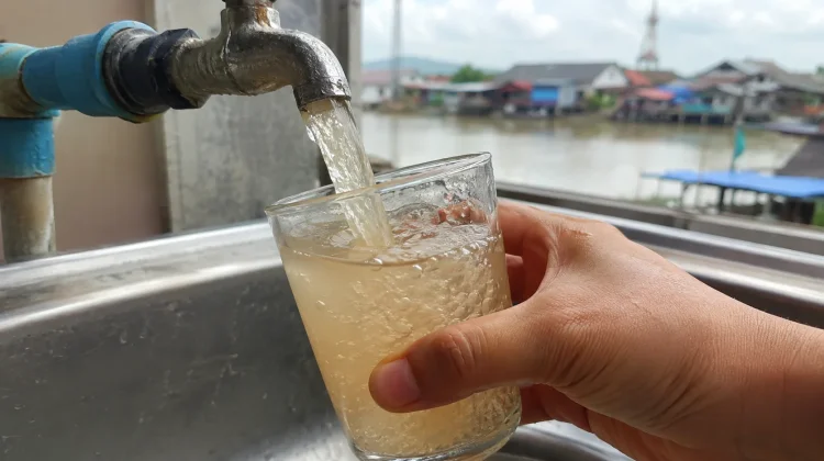 Halo RRI: Warga Keluhkan Air PDAM Samarinda Terasa Asin Dampak Kemarau